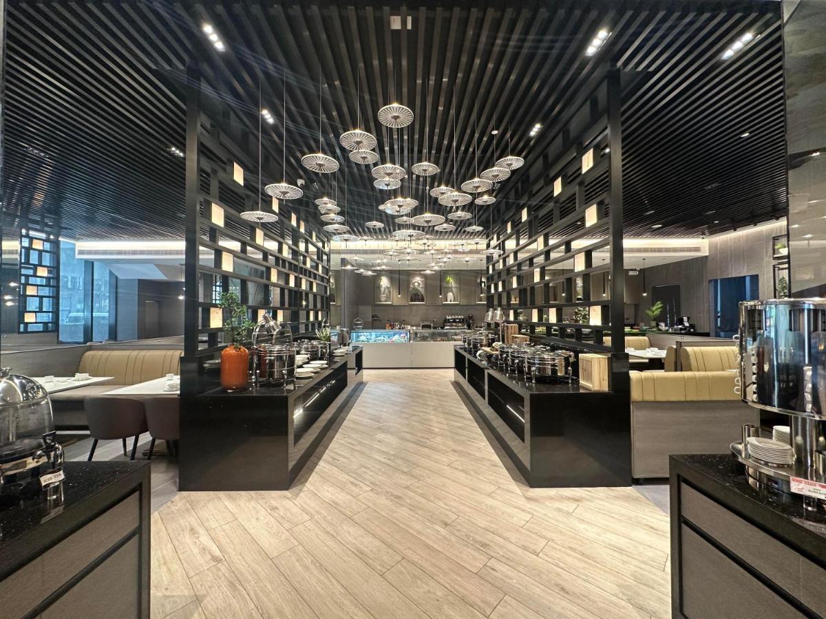 Bayprime Hotel Paranaque City ภายนอก รูปภาพ